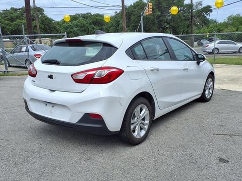 Used 2019 Chevrolet Cruze LS w/ LS Convenience Package FWD image 5