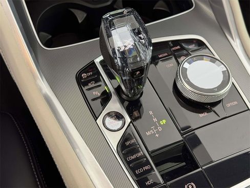 Used 2023 BMW X6 xDrive40i w/ Executive Package image 29