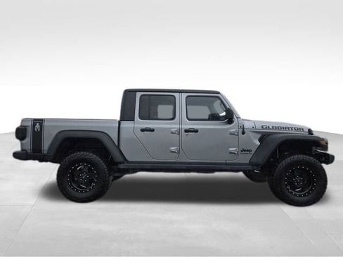 Used 2020 Jeep Gladiator Sport w/ Quick Order Package 24S image 11