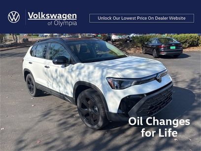 New 2025 Volkswagen Taos SE