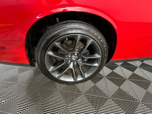 Used 2022 Dodge Challenger R/T Scat Pack w/ Plus Package RWD image 5