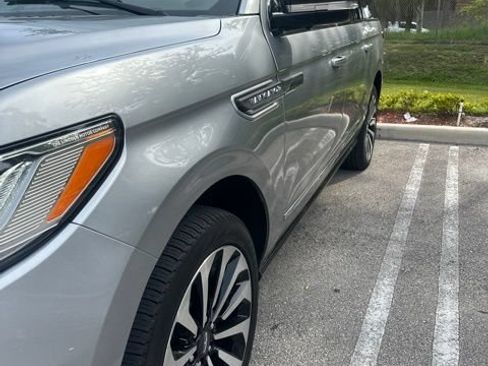 Certified 2024 Lincoln Navigator L Reserve AWD/4WD image 2