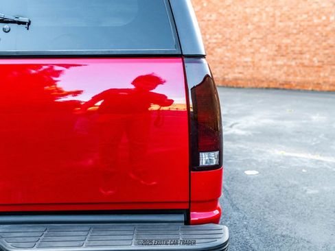 Used 1999 Chevrolet Tahoe LS image 49