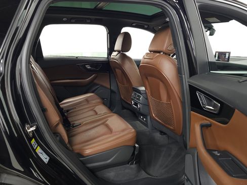 Used 2018 Audi Q7 3.0T Prestige w/ Prestige Package image 14