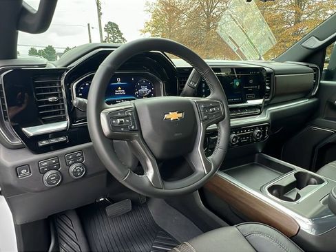 New 2025 Chevrolet Silverado 2500 High Country w/ High Country Premium Package image 19