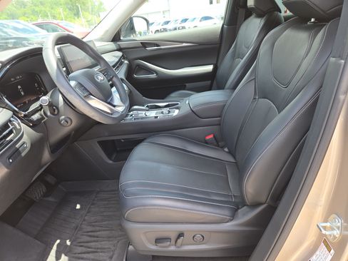 Used 2023 INFINITI QX60 Luxe w/ Performance Audio Package FWD image 5