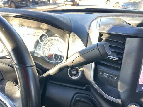 Used 2024 RAM 2500 Big Horn image 17