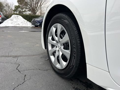 Used 2024 Toyota Corolla LE image 9