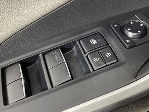 Certified 2020 Toyota RAV4 Limited AWD/4WD image 25