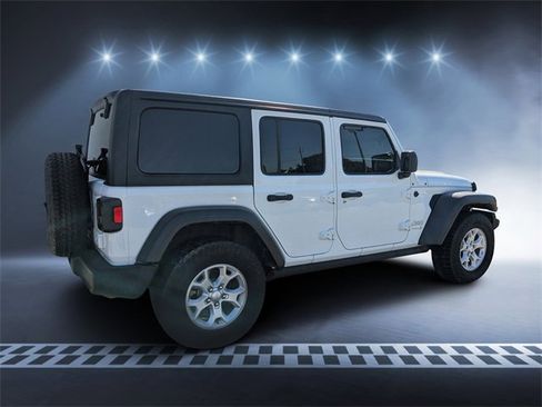 Used 2021 Jeep Wrangler Unlimited Islander image 3