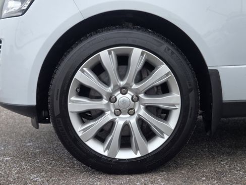 Used 2017 Land Rover Range Rover Supercharged image 11