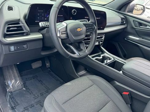 Certified 2026 Chevrolet Traverse LT FWD image 14
