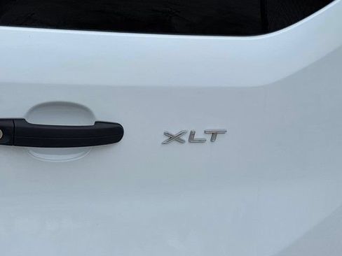 Used 2025 Ford Transit 350 XLT RWD image 6