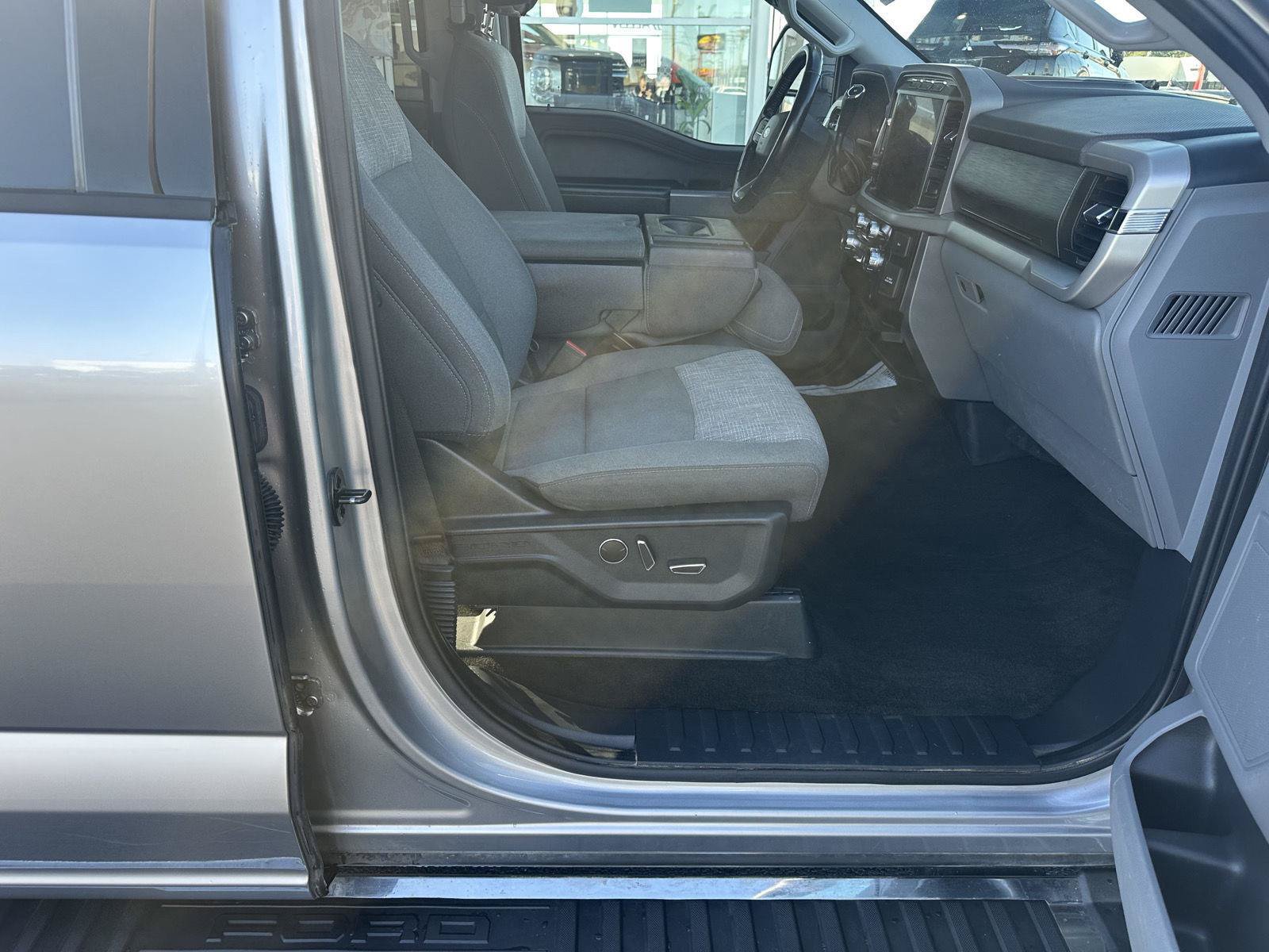 Used 2021 Ford F150 XLT w/ Equipment Group 302A High AWD/4WD image 25