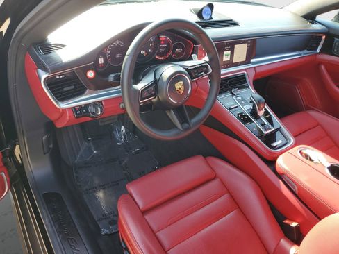 Used 2023 Porsche Panamera Platinum Edition image 17