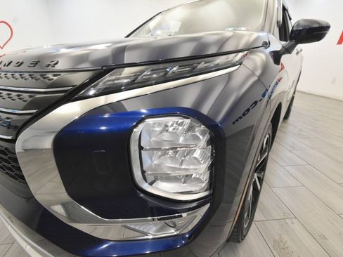 Used 2023 Mitsubishi Outlander SE AWD/4WD image 9