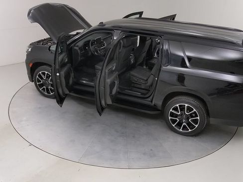 Used 2024 Chevrolet Suburban RST w/ Luxury Package AWD/4WD image 54