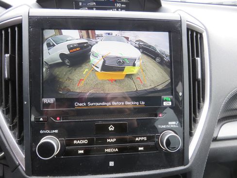 Used 2021 Subaru Forester Limited image 19