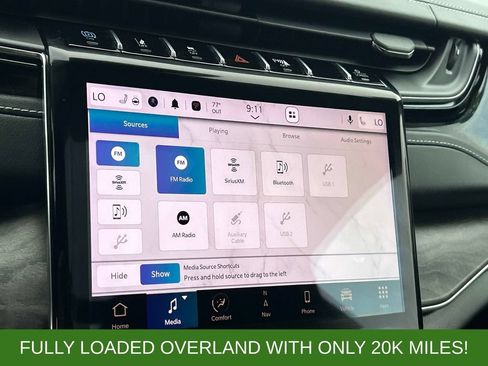 Used 2023 Jeep Grand Cherokee Overland w/ Luxury Tech Group IV AWD/4WD image 33