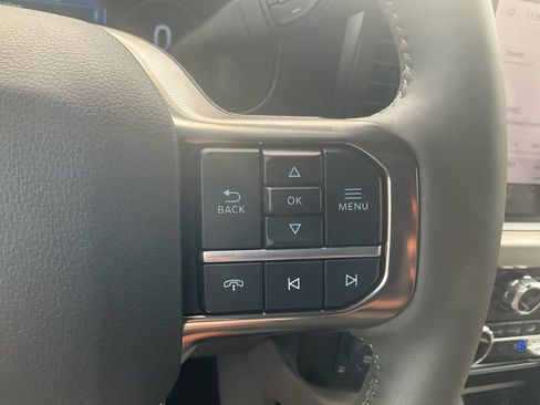 New 2026 Ford F250 Platinum w/ Platinum Plus Package AWD/4WD image 22