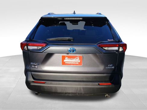 Used 2024 Toyota RAV4 LE image 4