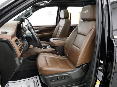 Used 2022 Chevrolet Suburban High Country AWD/4WD image 11