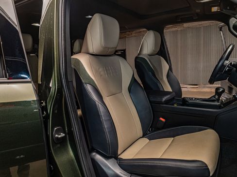 Used 2024 Lexus GX 550 AWD/4WD image 27