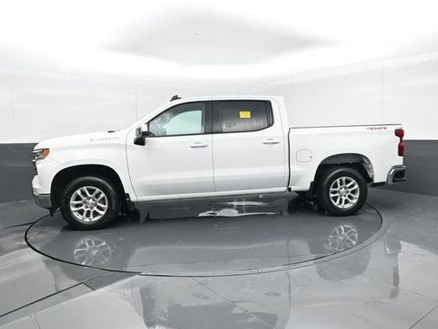 Used 2023 Chevrolet Silverado 1500 LT AWD/4WD image 5