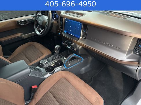 Used 2023 Ford Bronco Outer Banks w/ Sasquatch Package image 7