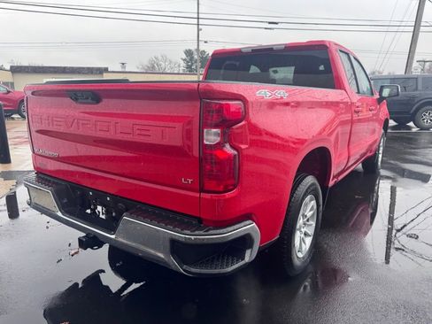 Used 2023 Chevrolet Silverado 1500 LT AWD/4WD image 5