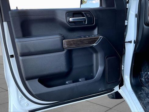 Used 2020 GMC Sierra 1500 Elevation RWD image 26