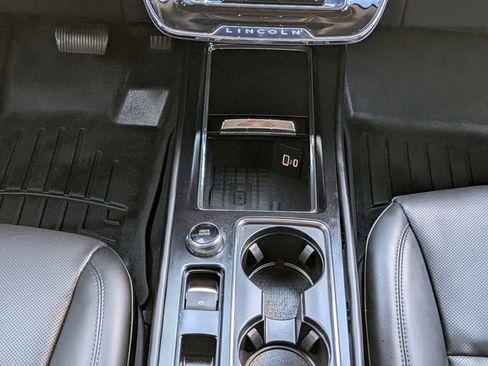 Certified 2024 Lincoln Corsair FWD w/ Equipment Group 101A image 19