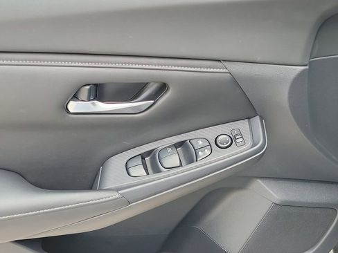 Certified 2021 Nissan Sentra S image 19