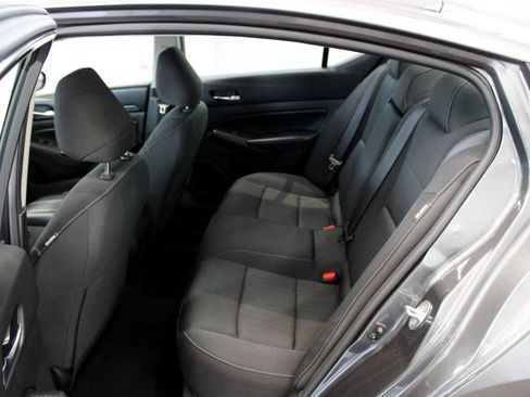 Used 2022 Nissan Altima 2.5 image 11