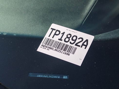 Used 2024 Acura ZDX A-Spec image 30