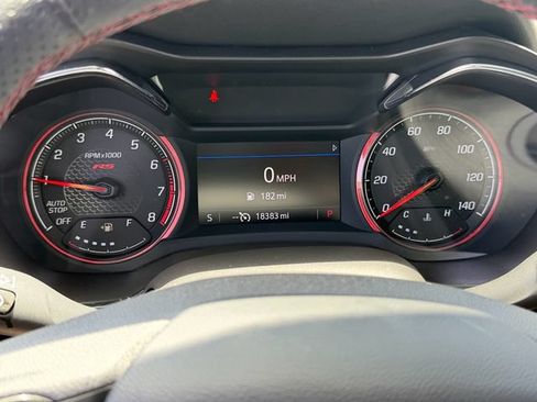 Used 2023 Chevrolet TrailBlazer RS w/ Sun and Liftgate Package FWD image 23