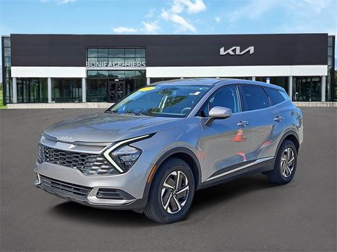 Certified 2023 Kia Sportage LX image 2