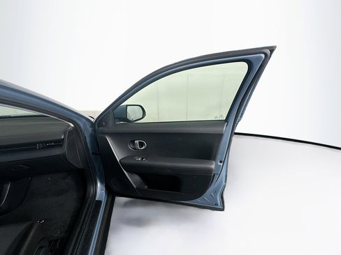 Used 2024 Hyundai Ioniq 5 SEL RWD image 32