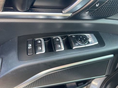 Used 2022 Kia Telluride SX w/ SX Prestige Package image 13