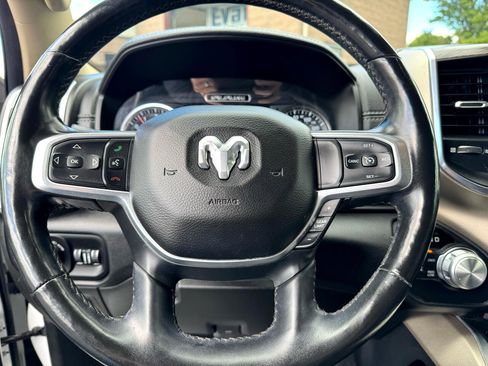 Used 2019 RAM 1500 Laramie image 19