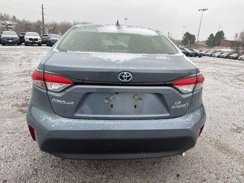 Used 2024 Toyota Corolla LE image 4