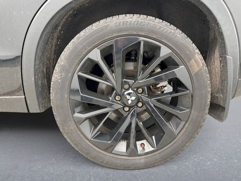 Used 2024 Mitsubishi Outlander SE Black Edition AWD/4WD image 12