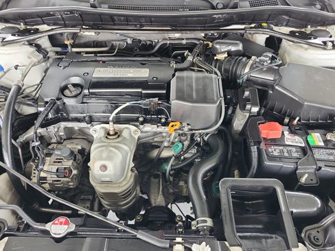 Used 2015 Honda Accord Sport image 22