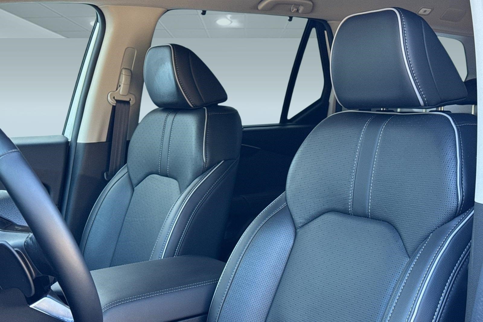 Used 2025 Honda Pilot Elite image 29