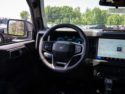 New 2026 Ford Bronco Badlands w/ Sasquatch Package AWD/4WD image 31