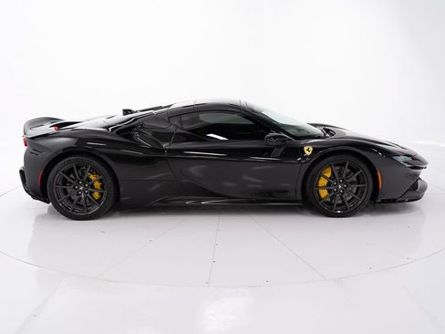 Used 2022 Ferrari SF90 Spider AWD/4WD image 14