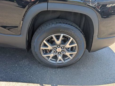 Used 2023 GMC Acadia SLE FWD image 22