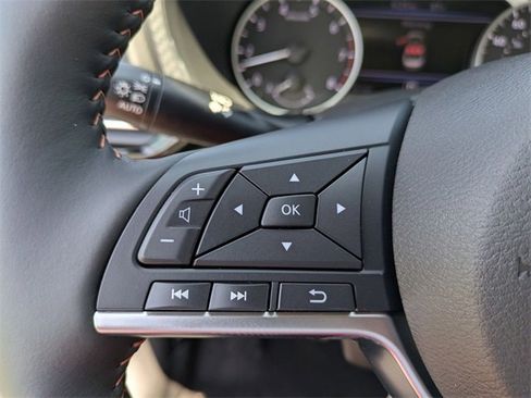 New 2025 Nissan Sentra SR w/ SR Premium Package image 17