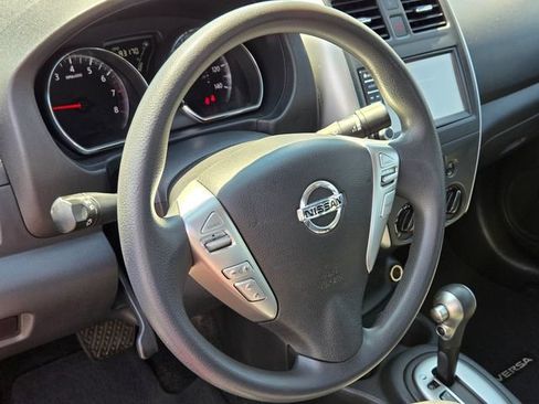 Used 2019 Nissan Versa SV FWD image 19