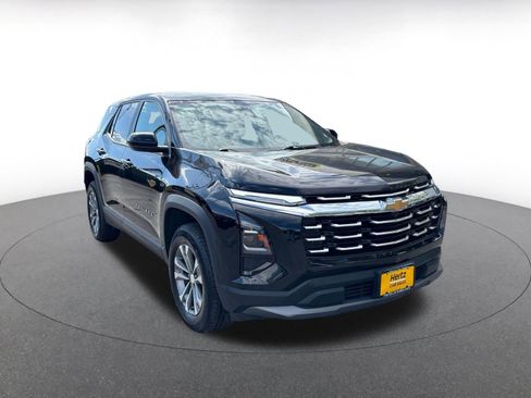 Used 2025 Chevrolet Equinox LT AWD/4WD image 1